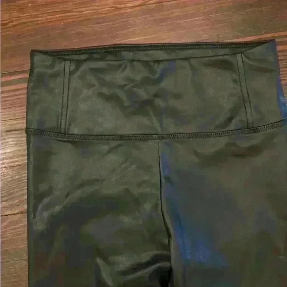 $169 Bagatelle NYC Women's Black Faux Leather Pull On Stretch Leggings Size S - Picture 2 of 5